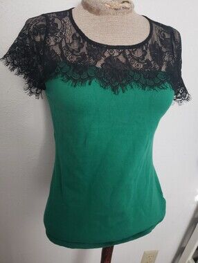 RARE '08 NOUGHTIES YELLOW BIRD ANTHROPOLOGIE LACED BLOCK TOP SZ SM